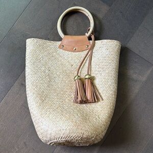 Stylish Tan Woven Tote Bag